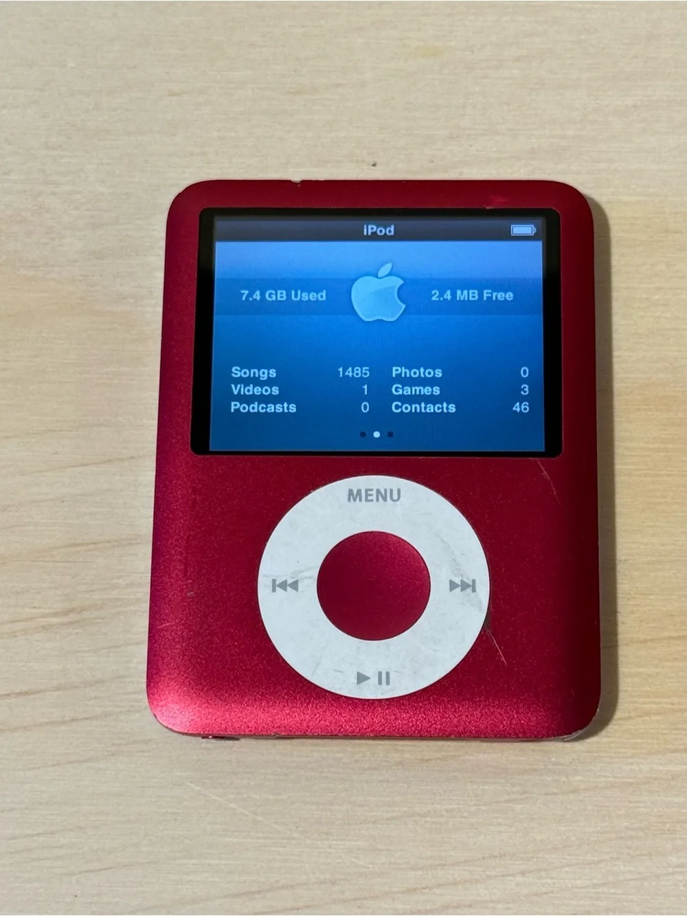 iPod Nano A1236 8GB Red Tested Battery 8-10Hr w/Charg-1485-Songs Read Info Blw!
